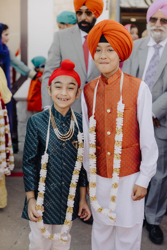 The Milni Ceremony and why we use MIlni Haars