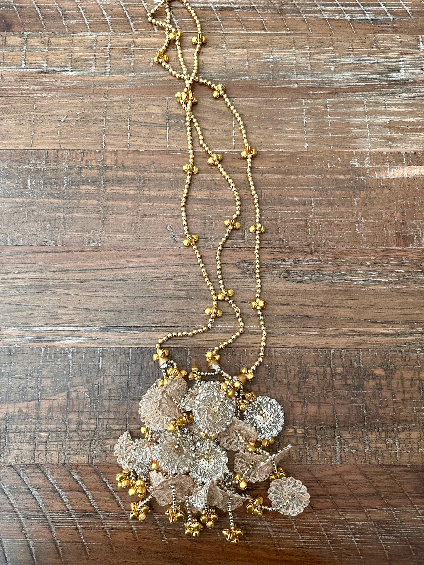 Ghungroo Kashmiri Parandi with Lace
