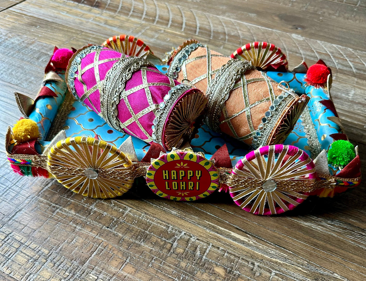 Lohri Cart with 2 Dholkis