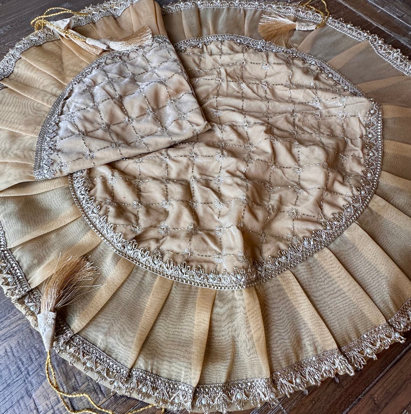 Reya Gold Shagun Lap Potli Set | Wedding