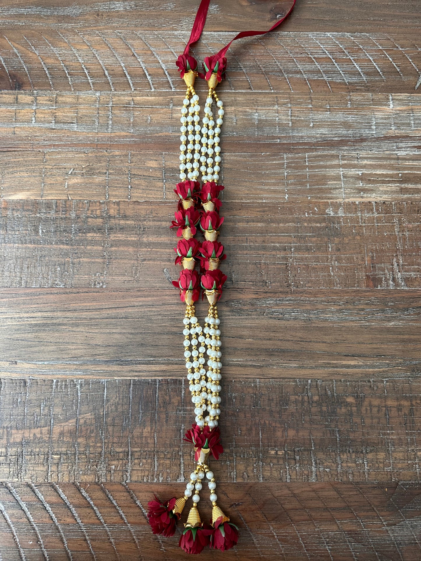 Pearl Milni Haar | Wedding Garland
