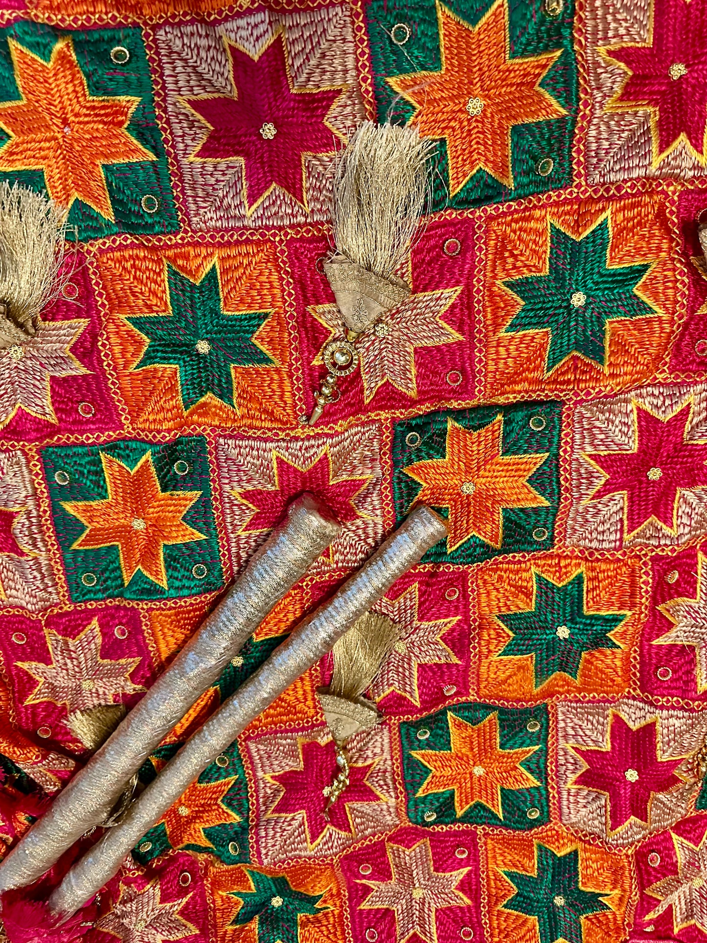 Phulkari Entry Chaddar | Maiyan Chunni