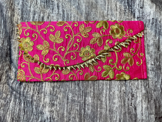 Embroidered Shagun Envelopes
